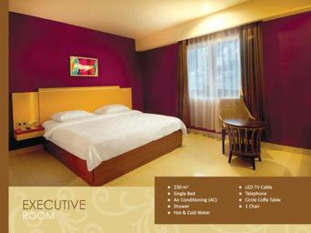 Borneo Hotel Pontianak Εξωτερικό φωτογραφία