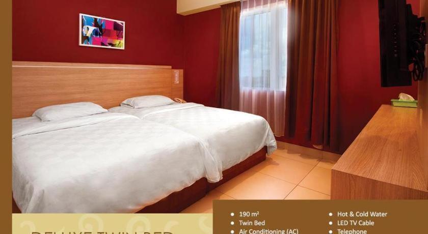 Borneo Hotel Pontianak Εξωτερικό φωτογραφία