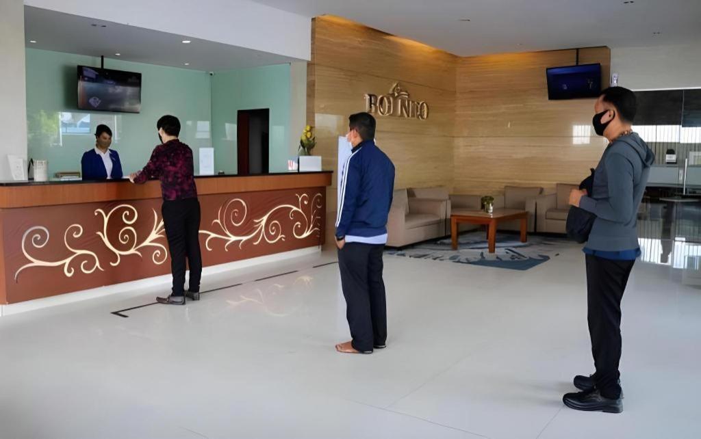 Borneo Hotel Pontianak Εξωτερικό φωτογραφία